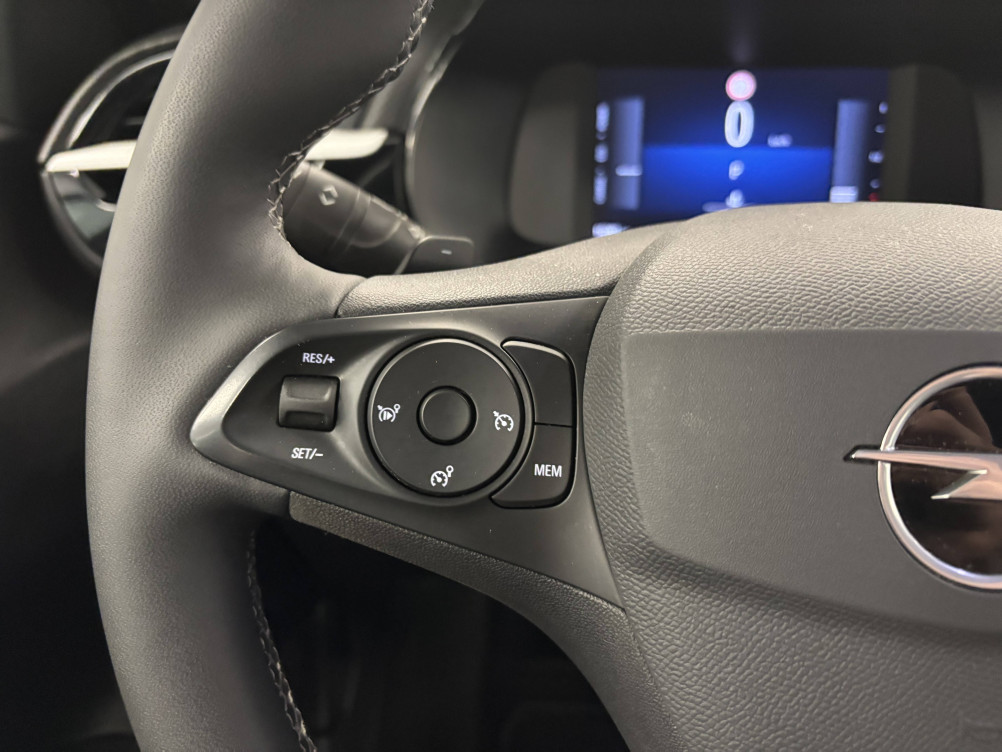 Acheter Opel Corsa Corsa 1.2 Turbo Hybrid 100 ch e-DCT6 GS 5p occasion dans les concessions du Groupe Faurie