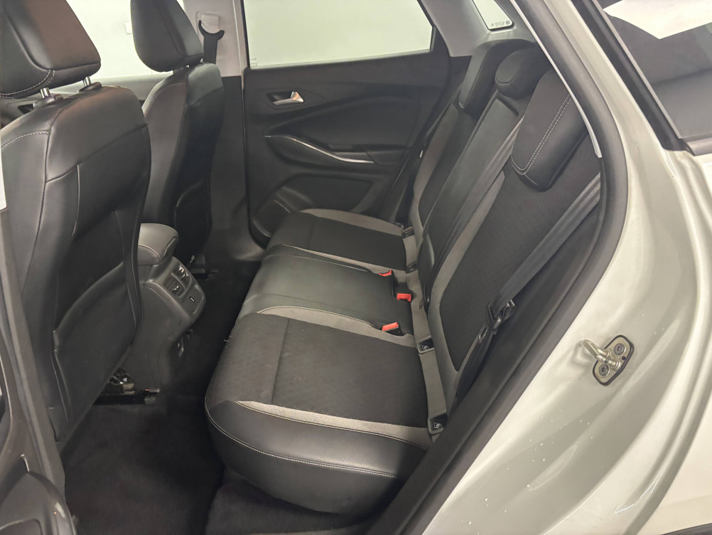 Acheter Opel Grandland X Grandland X 1.5 Diesel 130 ch BVA8 Design Line 5p occasion dans les concessions du Groupe Faurie