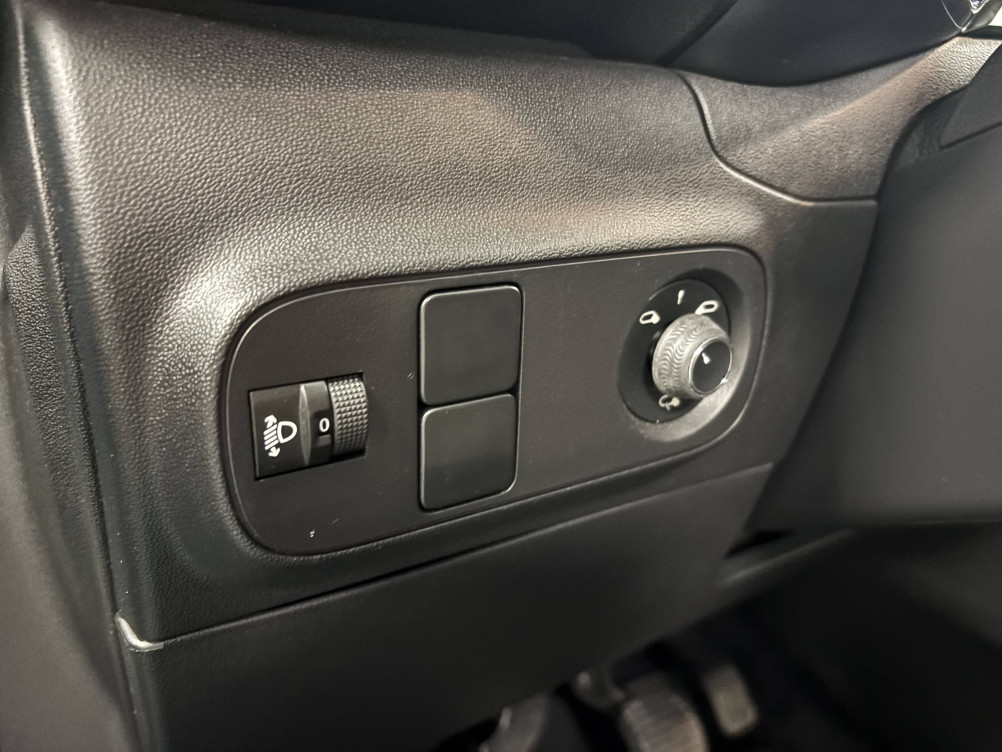 Acheter Citroën C3 C3 BlueHDi 100 S&S BVM6 Feel 5p occasion dans les concessions du Groupe Faurie