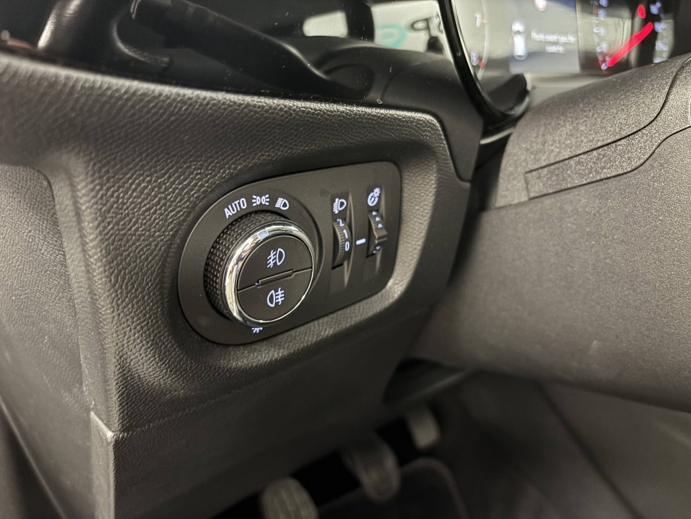 Acheter Opel Corsa Corsa 1.2 75 ch BVM5 Edition 5p occasion dans les concessions du Groupe Faurie