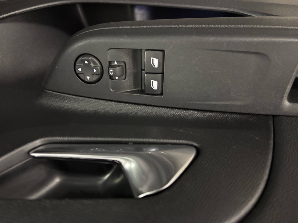 Acheter Opel Corsa Corsa 1.2 75 ch BVM5 Elegance Business 5p occasion dans les concessions du Groupe Faurie