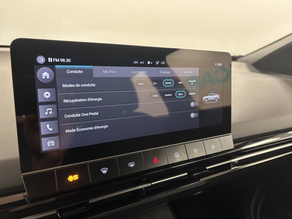 Acheter MG Motor MG 4 MG4 Electric 51kWh - 125 kW 2WD Standard 5p occasion dans les concessions du Groupe Faurie