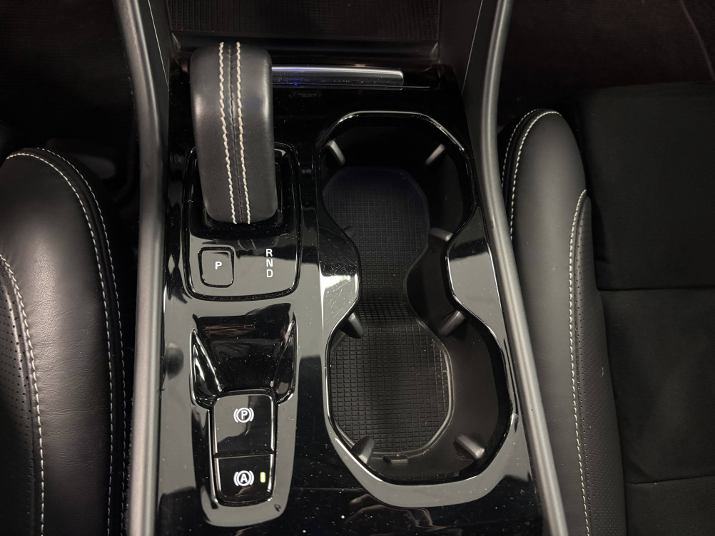 Acheter Volvo XC40 XC40 D3 AdBlue 150 ch Geartronic 8 R-Design 5p occasion dans les concessions du Groupe Faurie