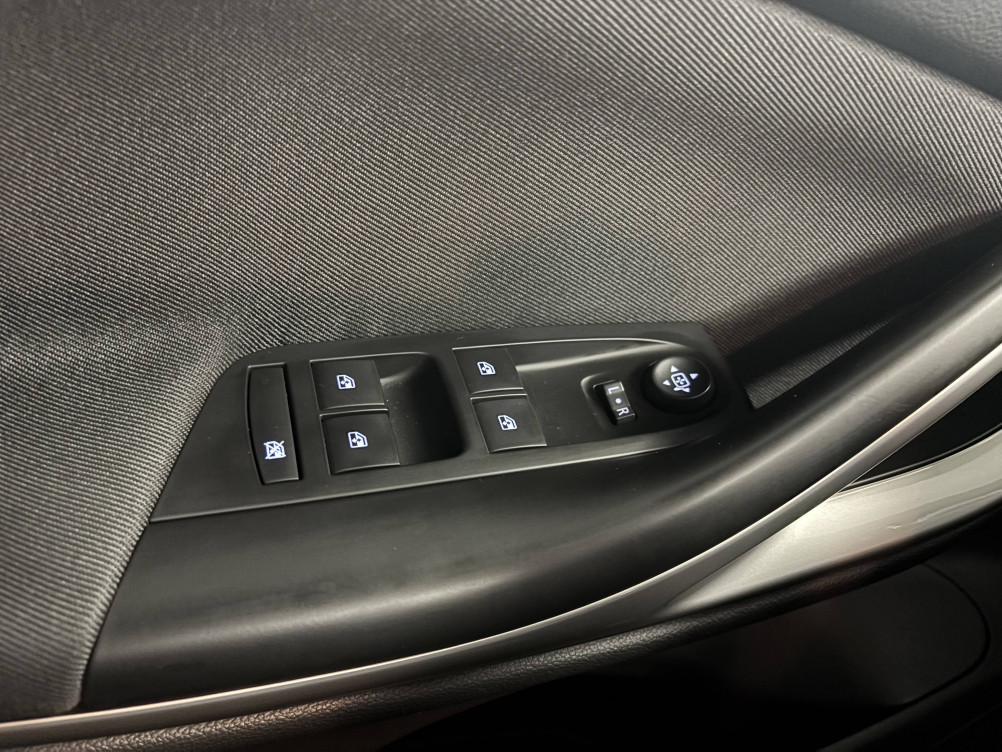 Acheter Opel Astra Astra 1.2 Turbo 130 ch BVM6 GS Line 5p occasion dans les concessions du Groupe Faurie