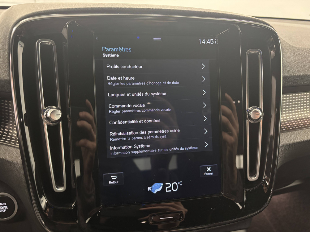 Acheter Volvo XC40 XC40 D3 AdBlue 150 ch Geartronic 8 R-Design 5p occasion dans les concessions du Groupe Faurie