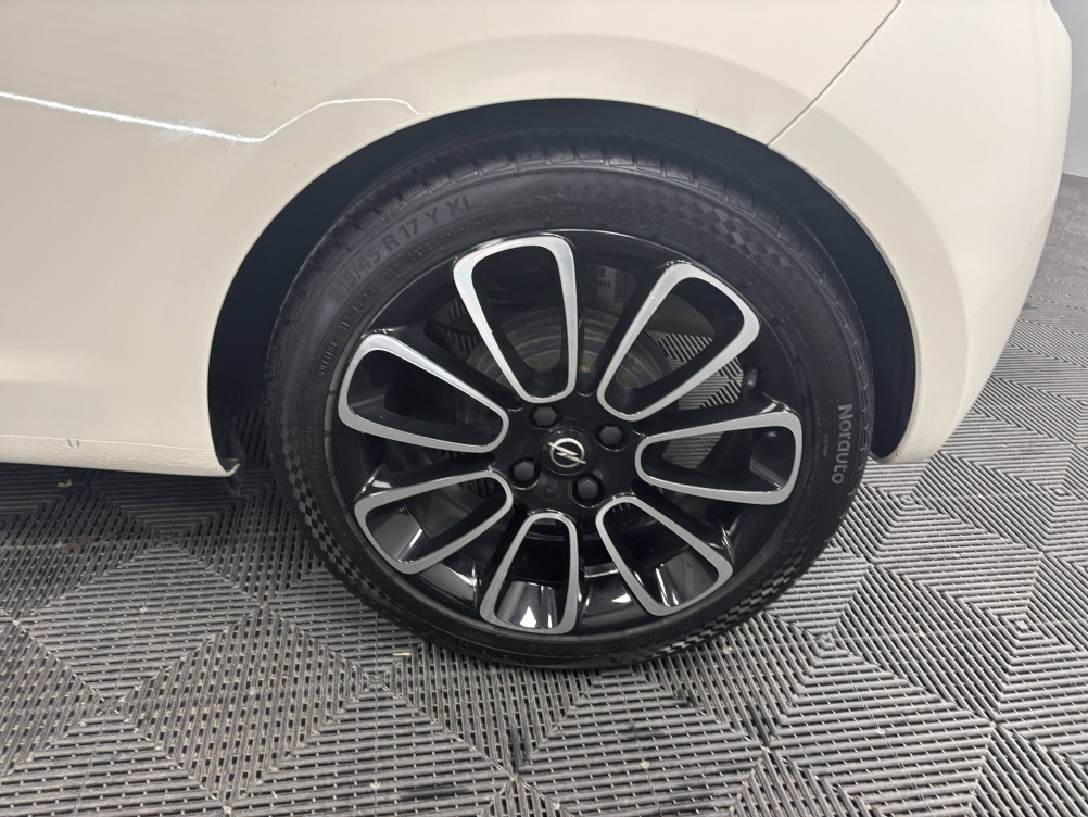 Acheter Opel Adam Adam 1.4 Twinport 87 ch S/S Glam 3p occasion dans les concessions du Groupe Faurie