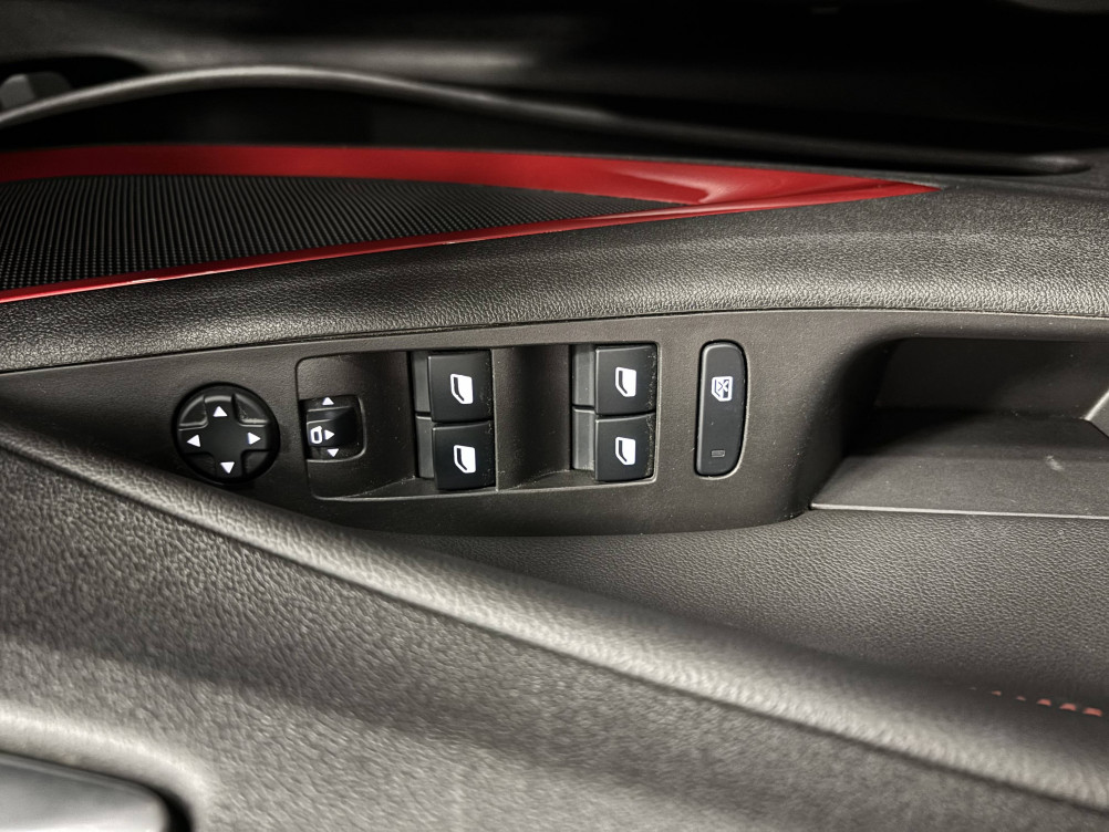 Acheter Opel Crossland Crossland 1.2 Turbo 130 ch BVM6 GS Line 5p occasion dans les concessions du Groupe Faurie