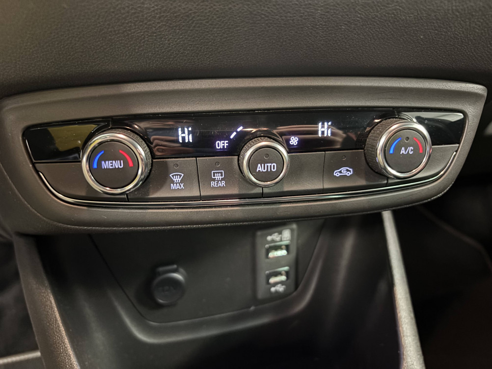 Acheter Opel Crossland Crossland 1.2 Turbo 130 ch BVM6 GS Line 5p occasion dans les concessions du Groupe Faurie