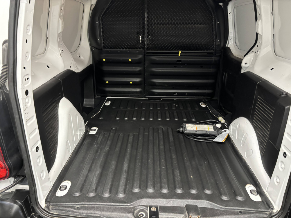 Acheter Citroën Berlingo BERLINGO FOURGON ELECTRIC M CLUB AVEC BATTERIE 4p occasion dans les concessions du Groupe Faurie