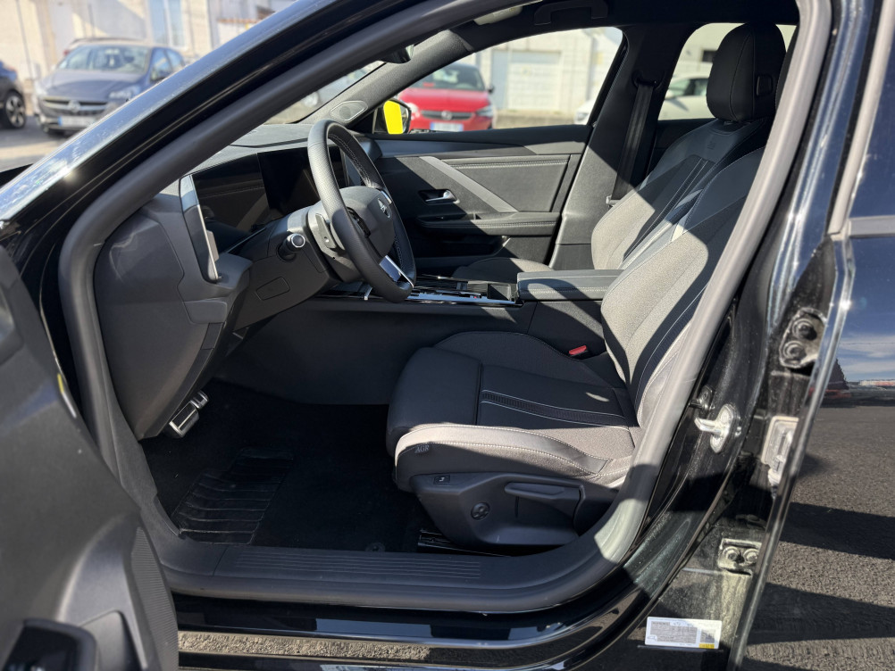 Acheter Opel Astra Astra 1.2 Turbo 130 ch BVA8 GS 5p occasion dans les concessions du Groupe Faurie