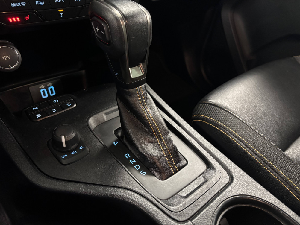 Acheter Ford Ranger RANGER DOUBLE CABINE 2.0 ECOBLUE 213 BV10 WILDTRAK 4p occasion dans les concessions du Groupe Faurie