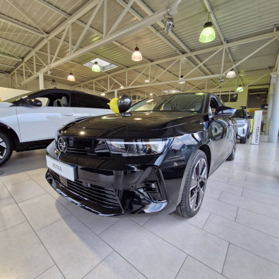 Acheter Opel Astra Astra Electrique 156 ch & Batterie 54 kWh  5p neuve* dans les concessions du Groupe Faurie