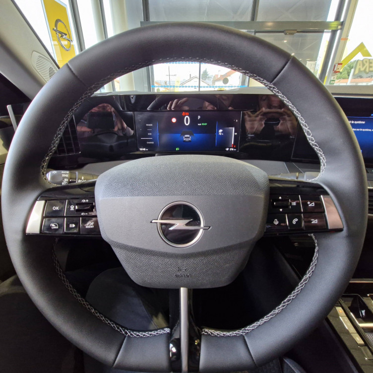 Acheter Opel Astra Astra Electrique 156 ch & Batterie 54 kWh  5p neuf dans les concessions du Groupe Faurie