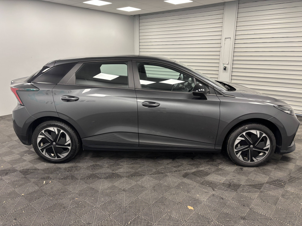 Acheter MG Motor MG 4 MG4 Electric 51kWh - 125 kW 2WD Standard 5p occasion dans les concessions du Groupe Faurie