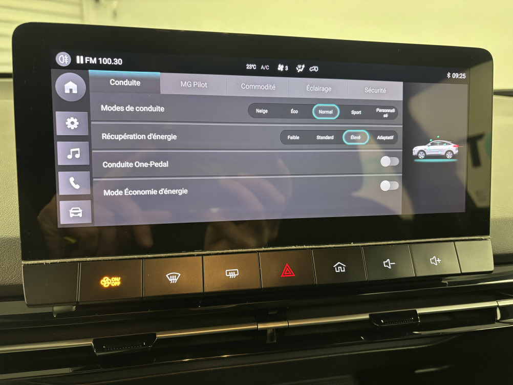 Acheter MG Motor MG 4 MG4 Electric 51kWh - 125 kW 2WD Standard 5p occasion dans les concessions du Groupe Faurie