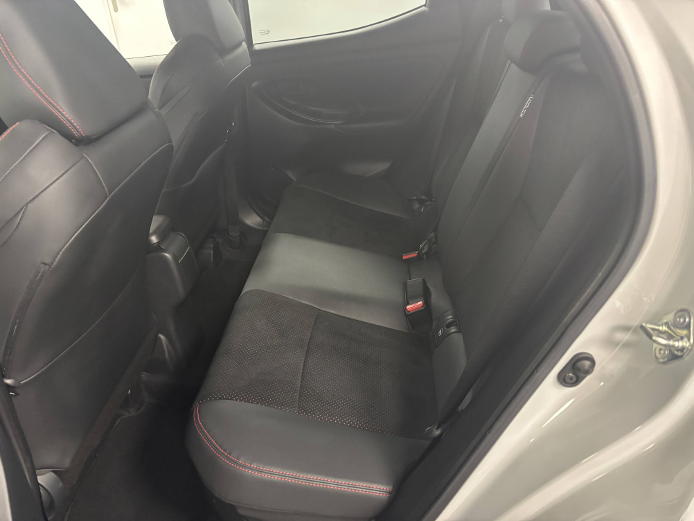 Acheter Toyota Yaris Yaris Hybride 116h GR Sport 5p occasion dans les concessions du Groupe Faurie