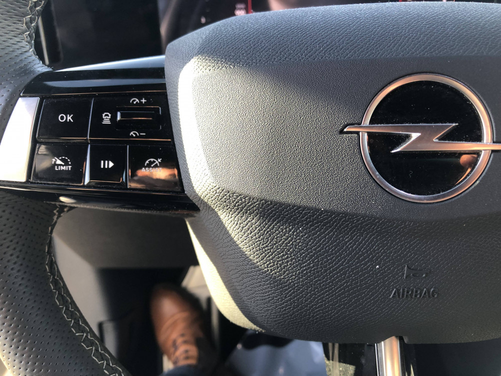 Acheter Opel Astra Astra 1.2 Turbo 130 ch BVM6 GS 5p occasion dans les concessions du Groupe Faurie