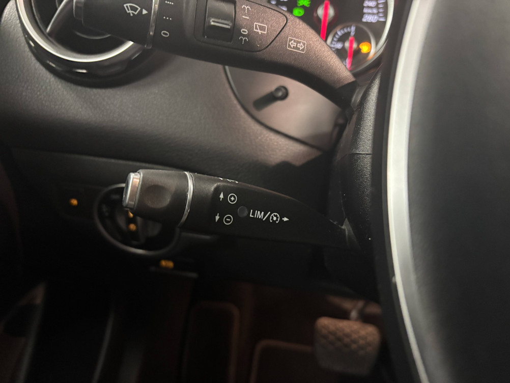 Acheter Mercedes GLA GLA 200 7-G DCT Sensation 5p occasion dans les concessions du Groupe Faurie