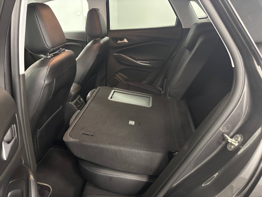 Acheter Opel Grandland X Grandland X 1.5 Diesel 130 ch BVA8 Ultimate 5p occasion dans les concessions du Groupe Faurie