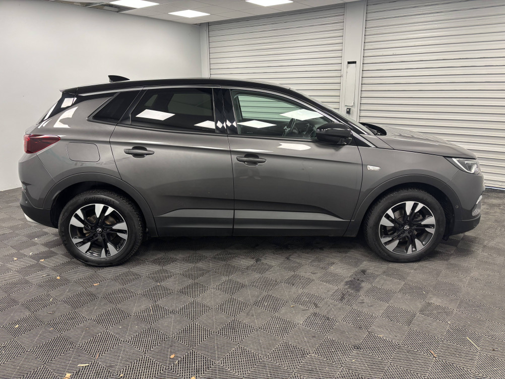 Acheter Opel Grandland X Grandland X 1.5 Diesel 130 ch BVA8 Ultimate 5p occasion dans les concessions du Groupe Faurie