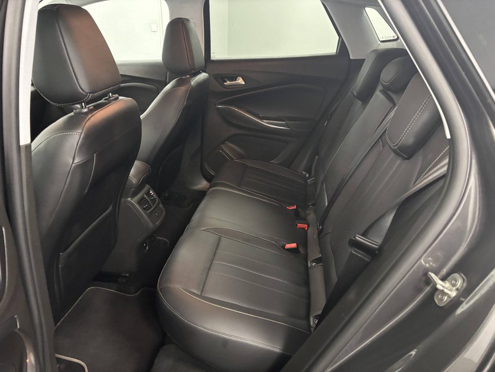 Acheter Opel Grandland X Grandland X 1.5 Diesel 130 ch BVA8 Ultimate 5p occasion dans les concessions du Groupe Faurie