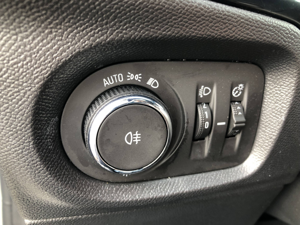 Acheter Opel Corsa Corsa 1.2 Turbo 100 ch BVM6 GS 5p occasion dans les concessions du Groupe Faurie