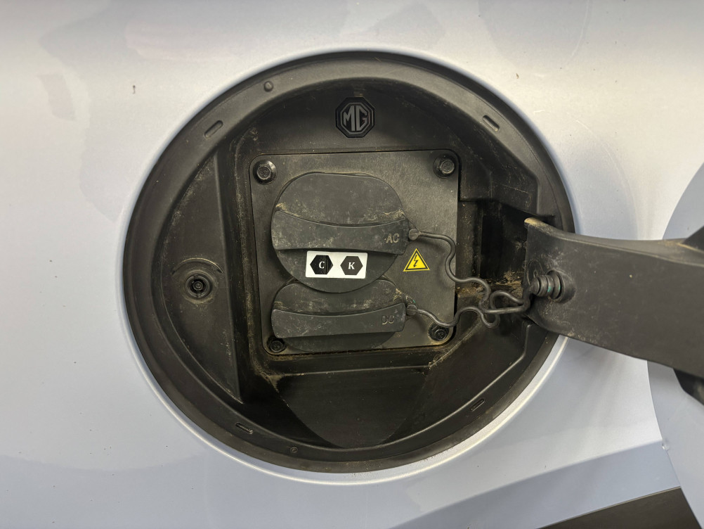 Acheter MG Motor Marvel R Marvel R EV 2WD Luxury 5p occasion dans les concessions du Groupe Faurie