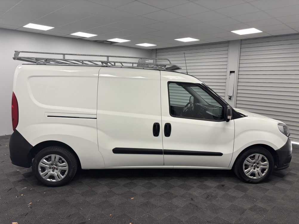 Acheter Fiat Doblo DOBLO CARGO FT MAXI 1.3 MULTIJET 95 750 KG PACK PROFESSIONAL TRIO 4p occasion dans les concessions du Groupe Faurie