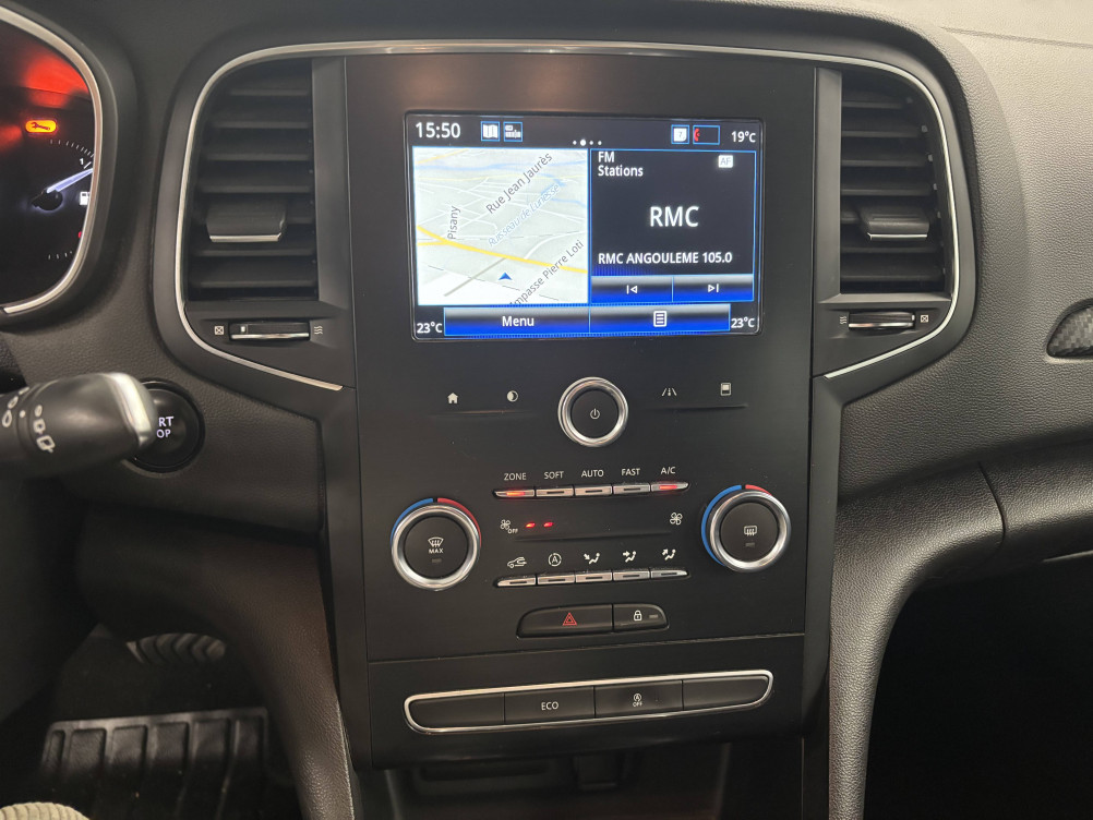 Acheter Renault Megane 4 Mégane IV Estate Blue dCi 115 EDC Business 5p occasion dans les concessions du Groupe Faurie