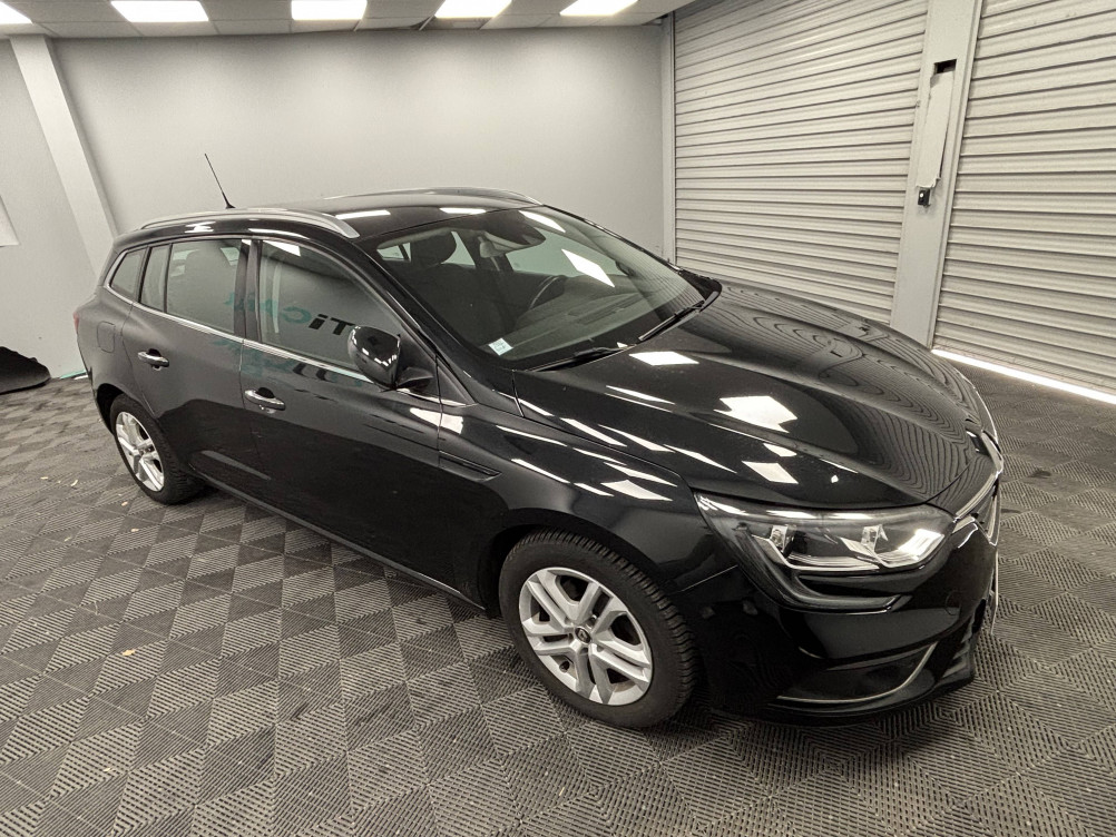 Acheter Renault Megane 4 Mégane IV Estate Blue dCi 115 EDC Business 5p occasion dans les concessions du Groupe Faurie