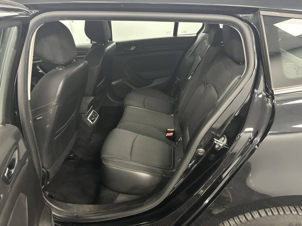 Acheter Renault Megane 4 Mégane IV Estate Blue dCi 115 EDC Business 5p occasion dans les concessions du Groupe Faurie
