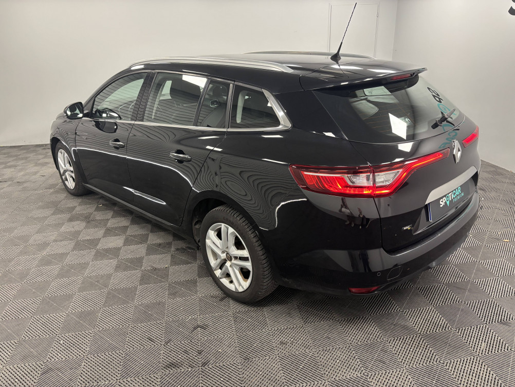 Acheter Renault Megane 4 Mégane IV Estate Blue dCi 115 EDC Business 5p occasion dans les concessions du Groupe Faurie