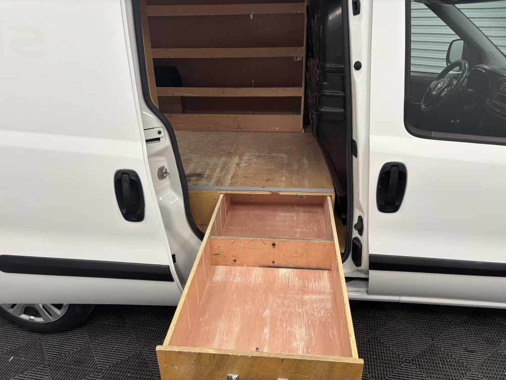 Acheter Fiat Doblo DOBLO CARGO FT MAXI 1.3 MULTIJET 95 750 KG PACK PROFESSIONAL TRIO 4p occasion dans les concessions du Groupe Faurie