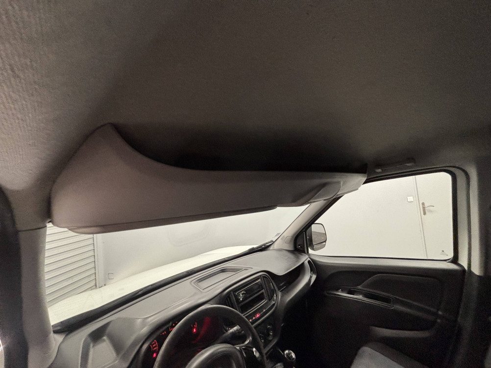 Acheter Fiat Doblo DOBLO CARGO FT MAXI 1.3 MULTIJET 95 750 KG PACK PROFESSIONAL TRIO 4p occasion dans les concessions du Groupe Faurie