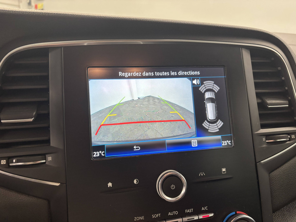 Acheter Renault Megane 4 Mégane IV Estate Blue dCi 115 EDC Business 5p occasion dans les concessions du Groupe Faurie