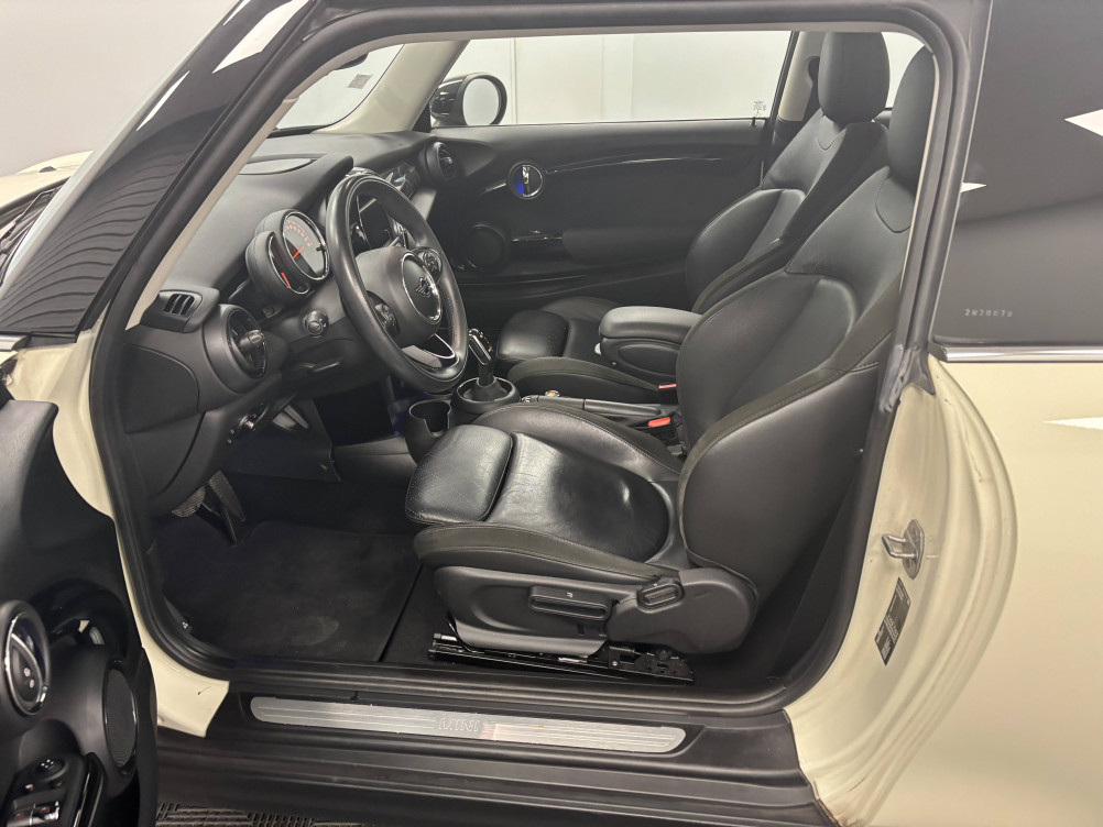 Acheter Mini Mini Hatch 3 Portes Cooper 136 ch BVA7 Edition Greenwich 3p occasion dans les concessions du Groupe Faurie
