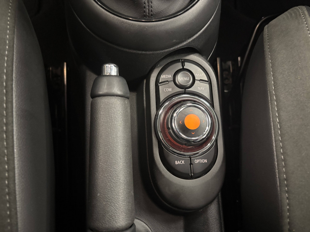 Acheter Mini Mini Hatch 3 Portes Cooper 136 ch BVA7 Edition Greenwich 3p occasion dans les concessions du Groupe Faurie