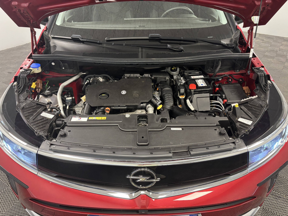 Acheter Opel Grandland Grandland 1.5 Diesel 130 ch BVA8 Elegance Business 5p occasion dans les concessions du Groupe Faurie