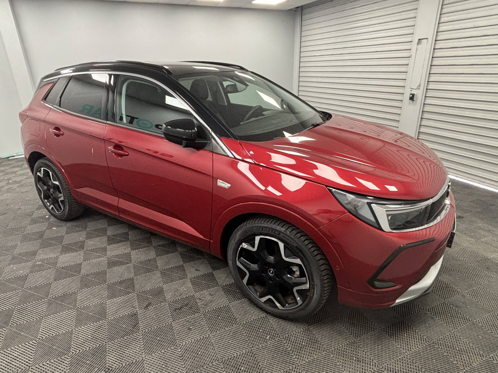 Acheter Opel Grandland Grandland 1.5 Diesel 130 ch BVA8 Elegance Business 5p occasion dans les concessions du Groupe Faurie