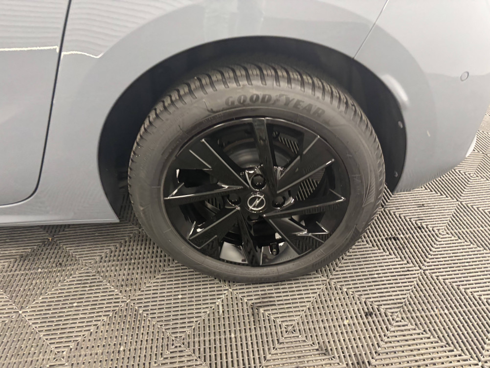 Acheter Opel Corsa Corsa 1.2 Turbo 100 ch BVM6 GS 5p occasion dans les concessions du Groupe Faurie