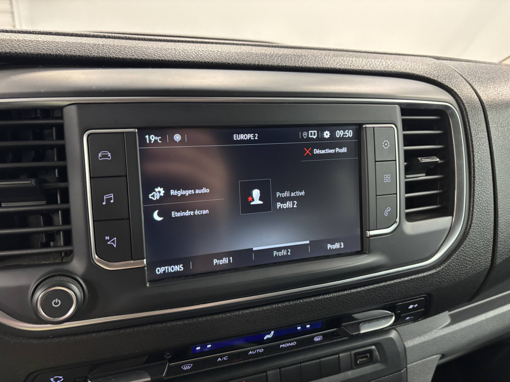 Acheter Opel Vivaro Fourgon VIVARO CA FIXE L2 2.0 DIESEL 180 CH BVA8 PACK BUSINESS 4p occasion dans les concessions du Groupe Faurie