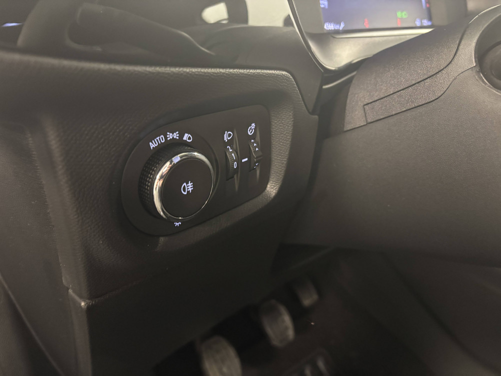 Acheter Opel Corsa Corsa 1.2 Turbo 100 ch BVM6 GS 5p occasion dans les concessions du Groupe Faurie