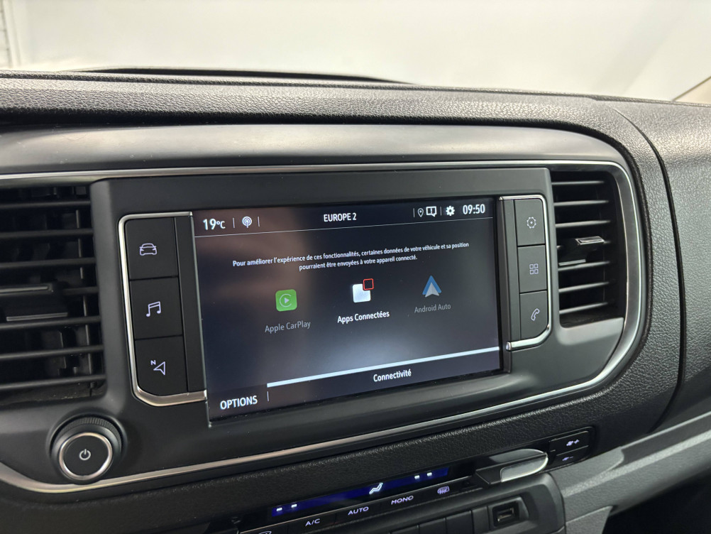 Acheter Opel Vivaro Fourgon VIVARO CA FIXE L2 2.0 DIESEL 180 CH BVA8 PACK BUSINESS 4p occasion dans les concessions du Groupe Faurie