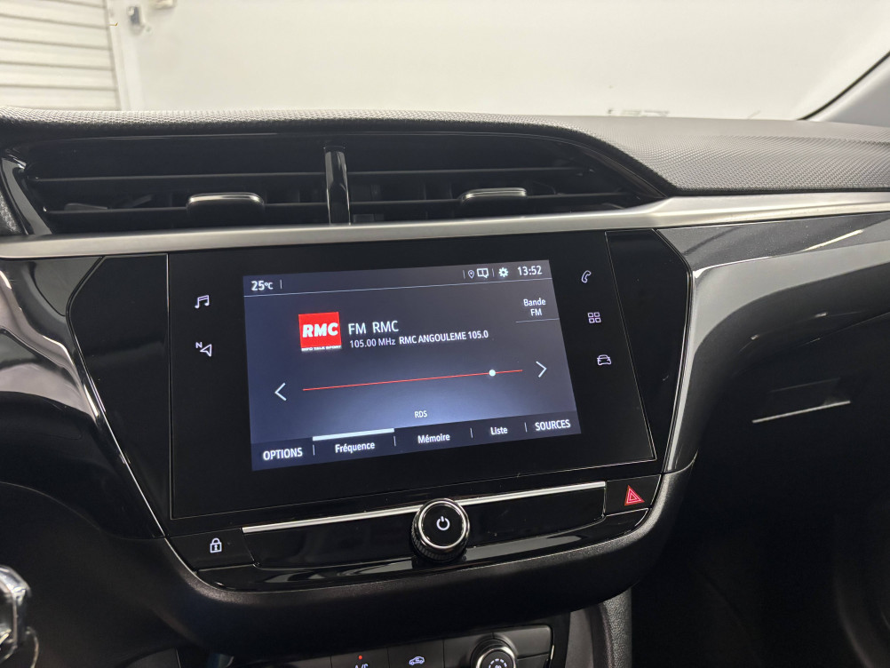 Acheter Opel Corsa Corsa 1.2 Turbo 100 ch BVM6 Elegance Business 5p occasion dans les concessions du Groupe Faurie