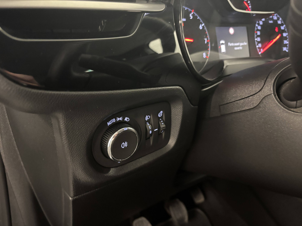 Acheter Opel Corsa Corsa 1.2 Turbo 100 ch BVM6 Elegance Business 5p occasion dans les concessions du Groupe Faurie