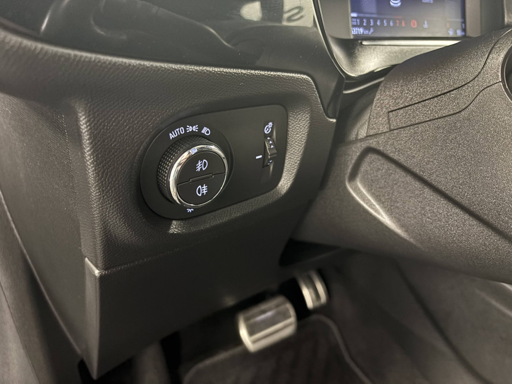 Acheter Opel Corsa Corsa 1.2 Turbo 130 ch BVA8 Ultimate 5p occasion dans les concessions du Groupe Faurie