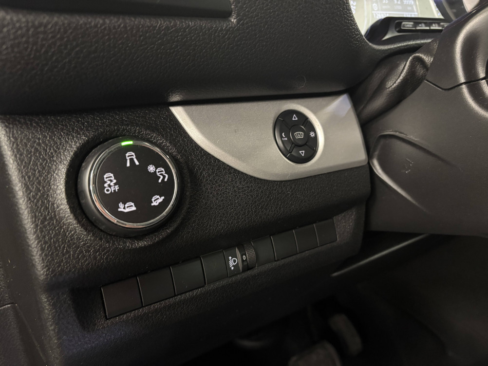 Acheter Peugeot Traveller Traveller Standard BlueHDi 180ch S&S EAT8 Business VIP 5p occasion dans les concessions du Groupe Faurie