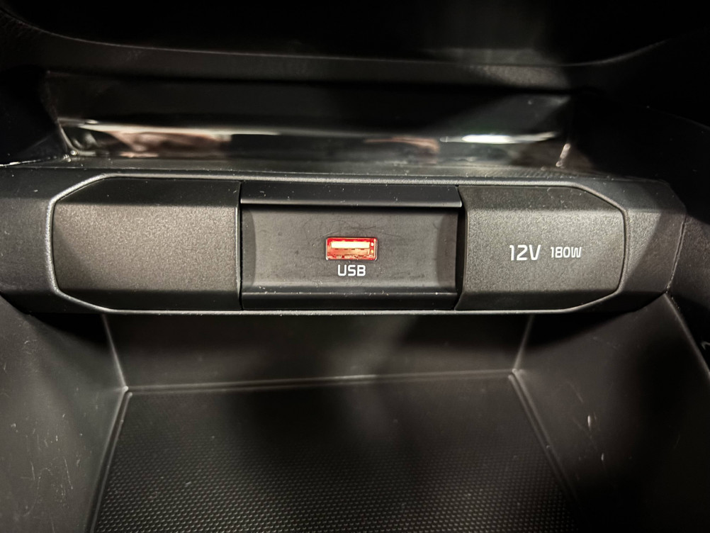 Acheter Kia Stonic Stonic 1.0 T-GDi 100 ch DCT7 Active 5p occasion dans les concessions du Groupe Faurie