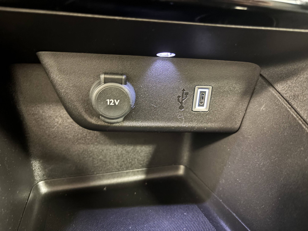 Acheter Opel Corsa E Corsa Electrique 136 ch & Batterie 50 kWh  5p occasion dans les concessions du Groupe Faurie