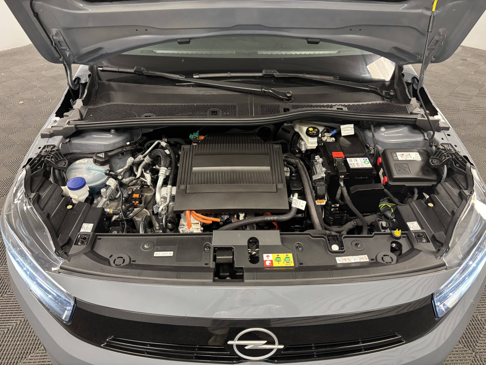 Acheter Opel Corsa E Corsa Electrique 136 ch & Batterie 50 kWh  5p occasion dans les concessions du Groupe Faurie